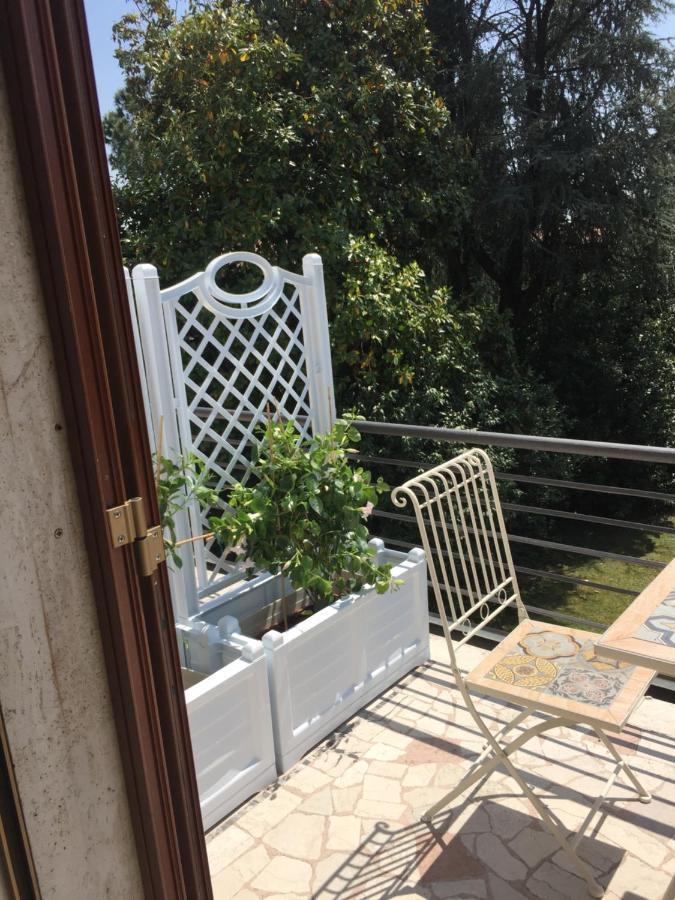 B&B La Villa Mediterranea Passirano Exteriör bild