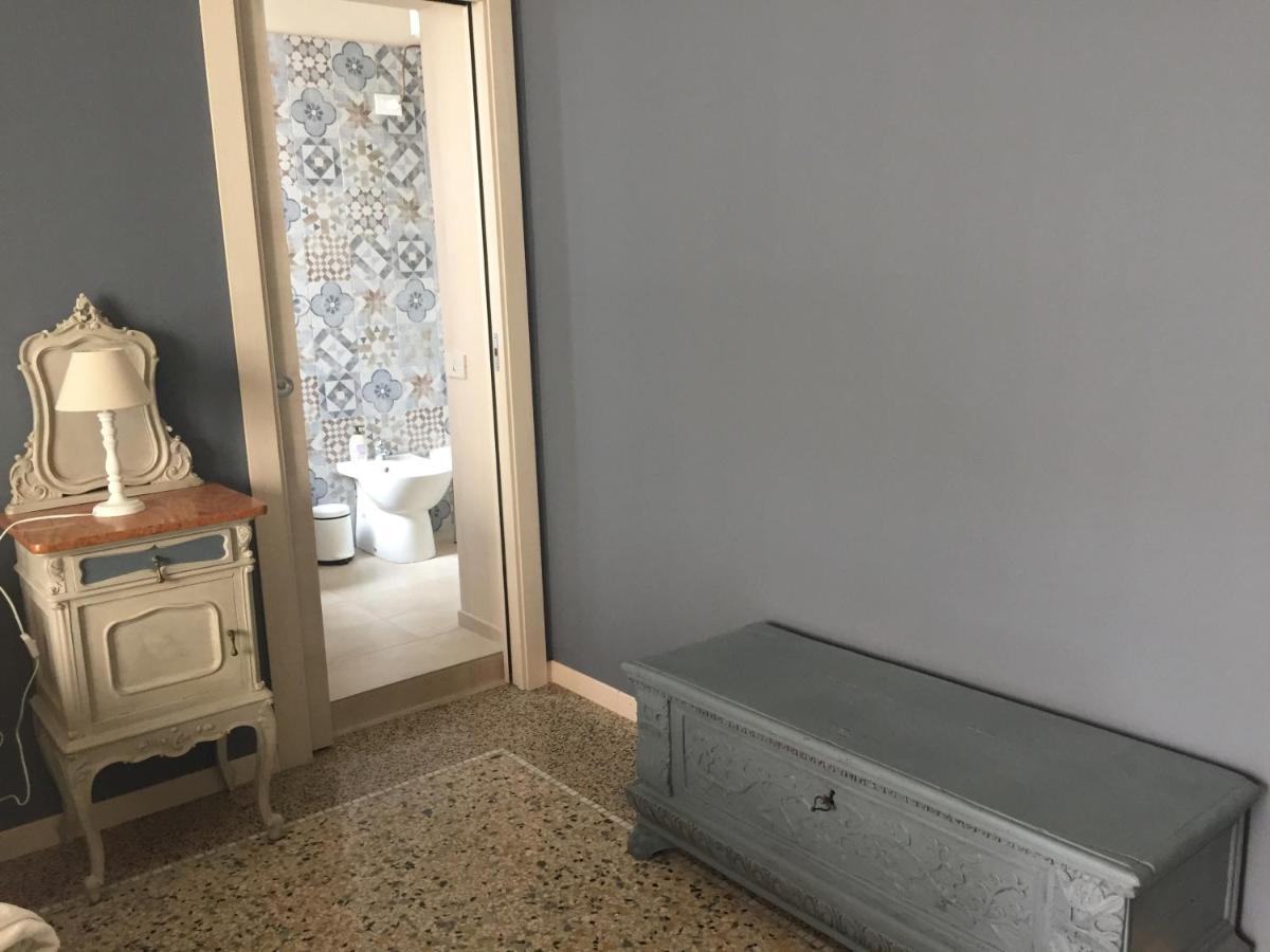 B&B La Villa Mediterranea Passirano Exteriör bild