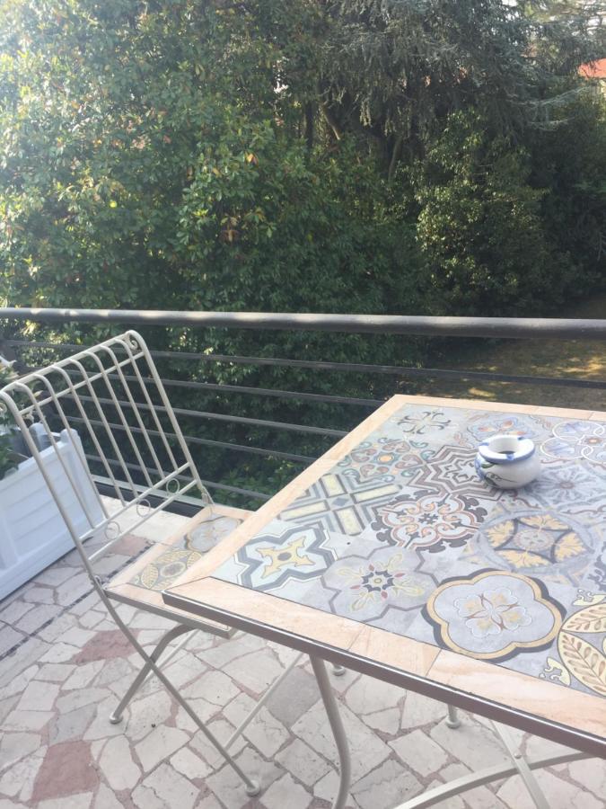 B&B La Villa Mediterranea Passirano Exteriör bild