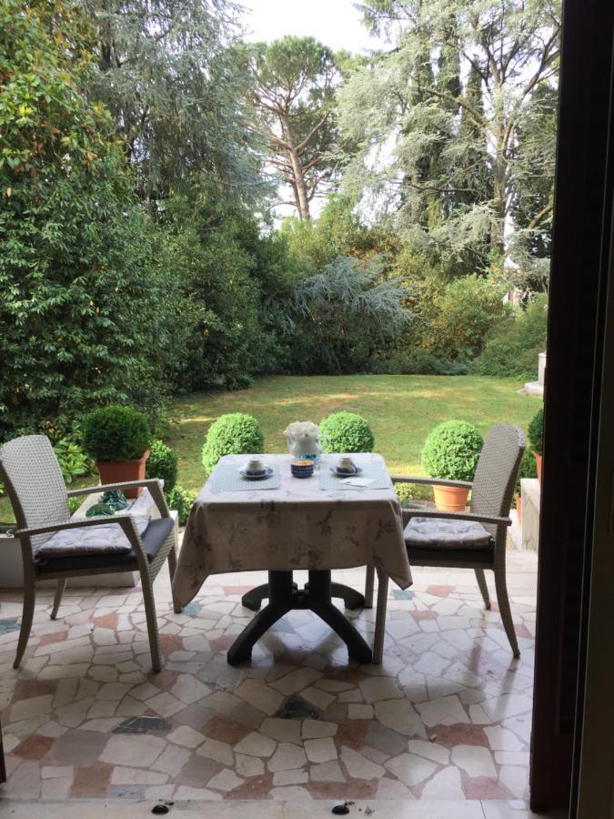 B&B La Villa Mediterranea Passirano Exteriör bild