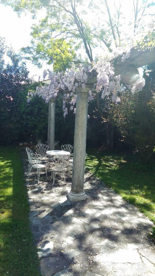 B&B La Villa Mediterranea Passirano Exteriör bild