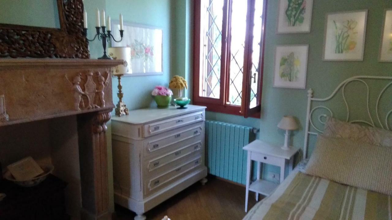 B&B La Villa Mediterranea Passirano Exteriör bild