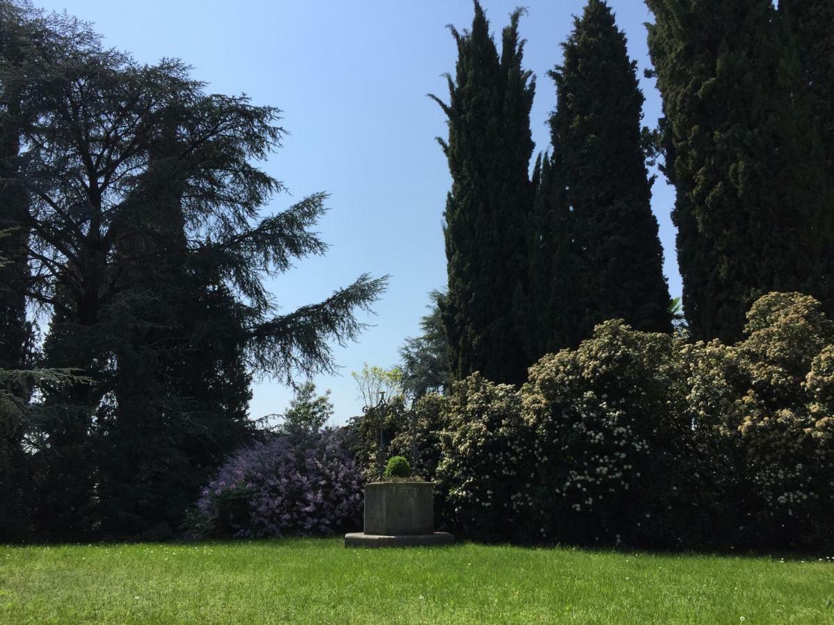B&B La Villa Mediterranea Passirano Exteriör bild